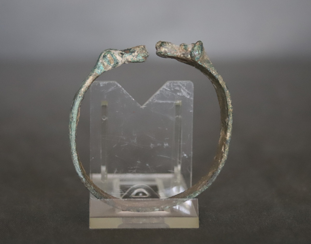 Bronze Bracelet - Luristan, Late 2nd Early 1st Millennium Bc