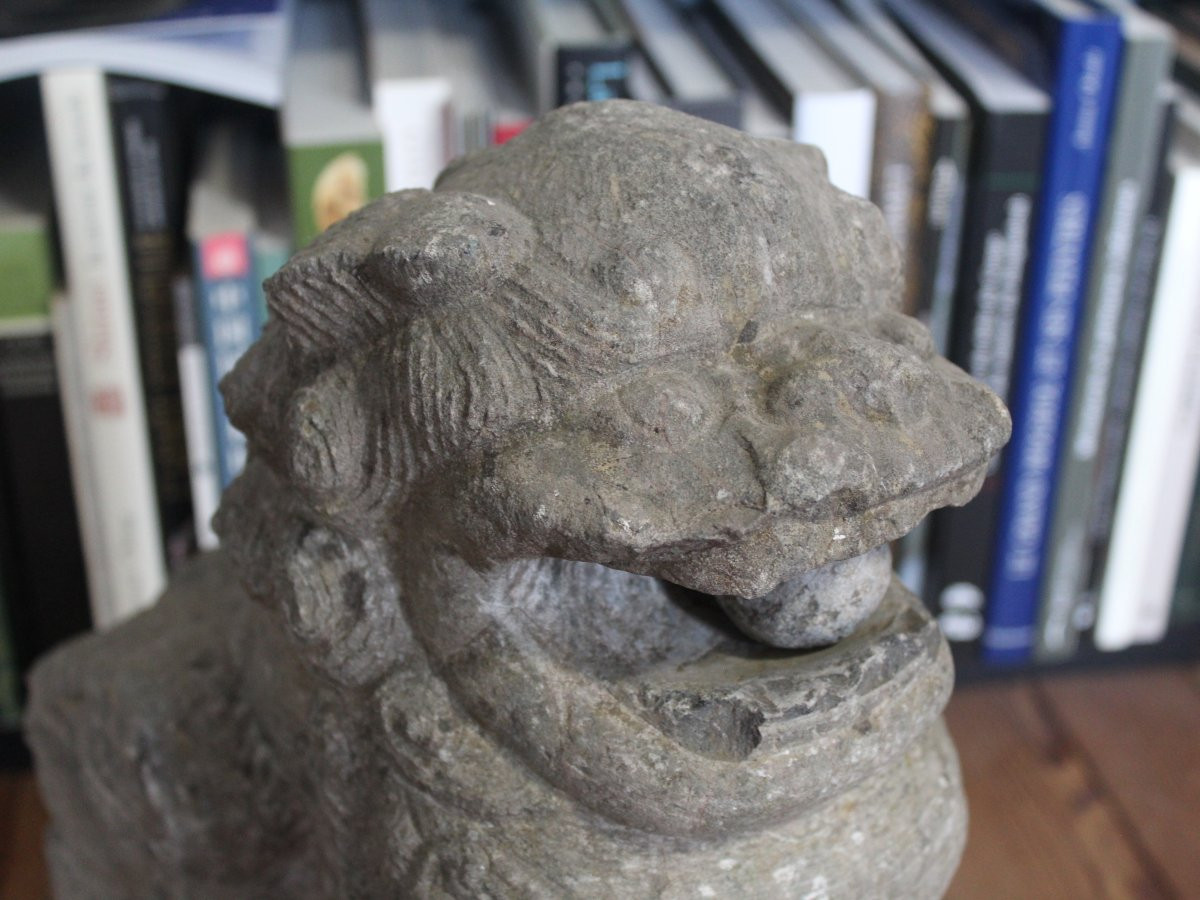 Chinese Sculpture Of A Lion With A Pearl - China, Shaanxi Province, 19th Century-photo-3