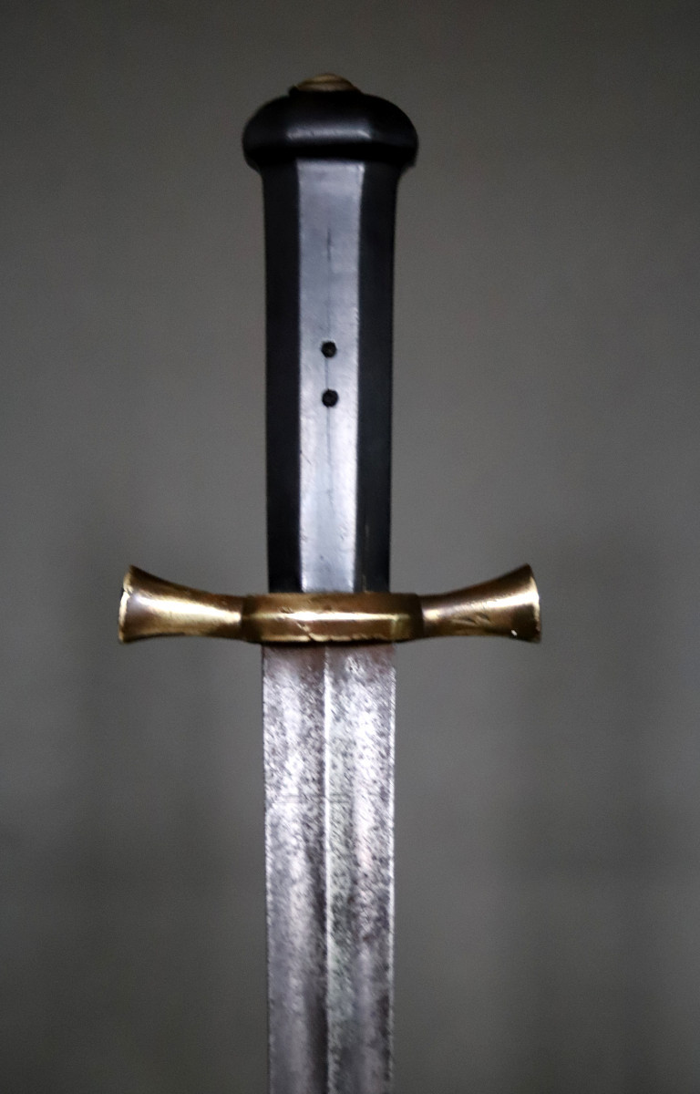 Long Hunting Dagger Coulaux Frères - France, 19th Century