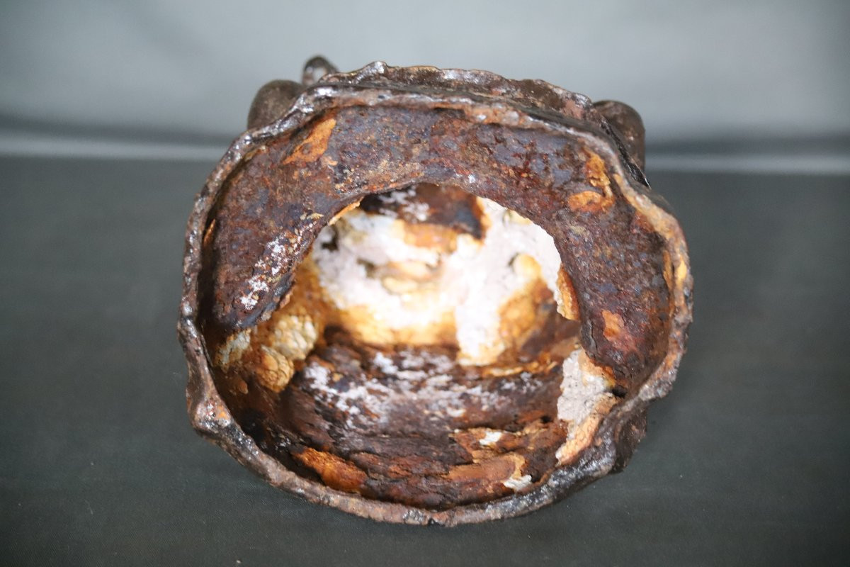 Bouddha ou dignitaire en fonte de fer dans le style Ming - Chine, 20ème siècle -photo-8