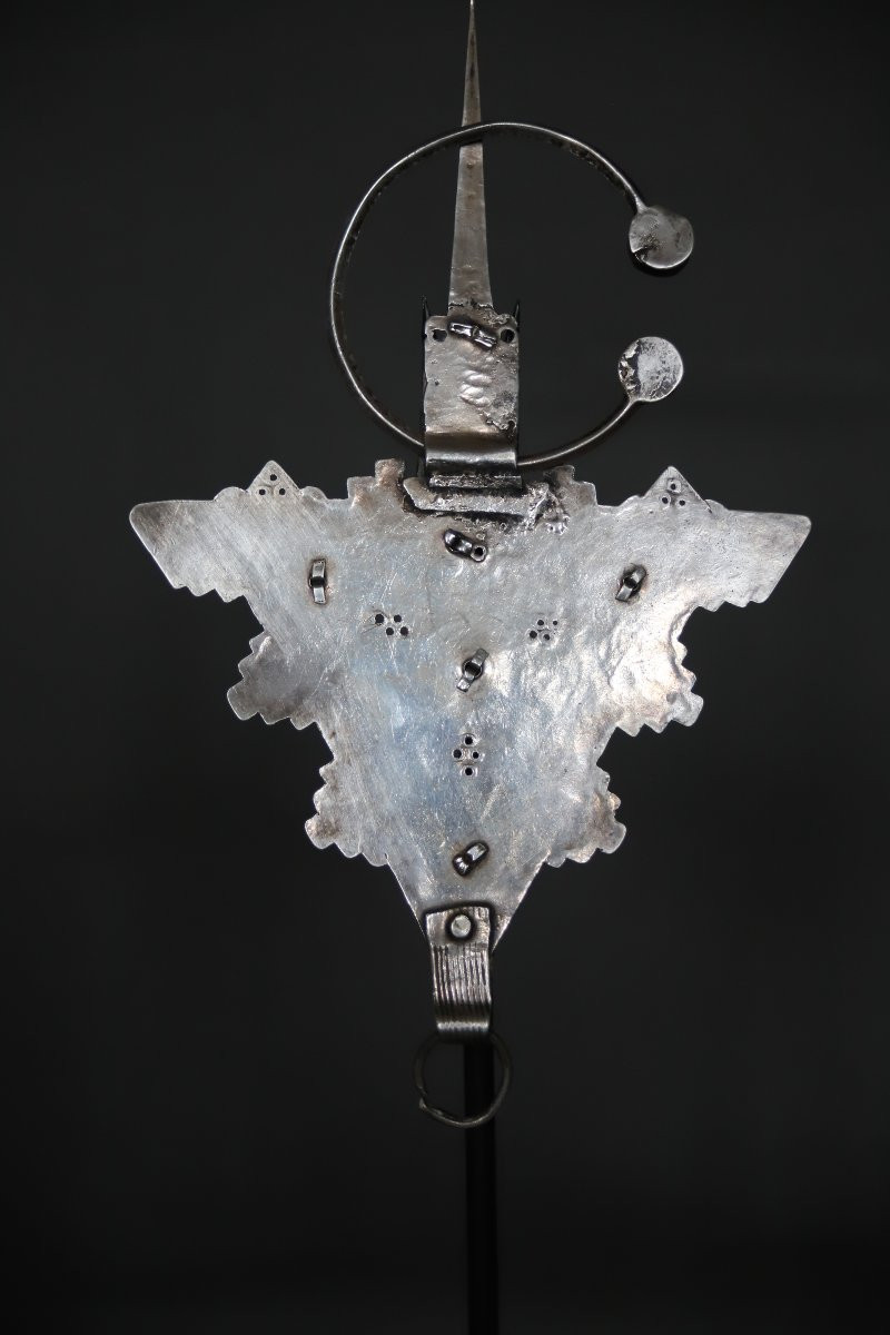 Moroccan Enameled Silver Fibula - Ait Ouaouzguit Tribe - Morocco, 19th-early 20th Century -photo-4