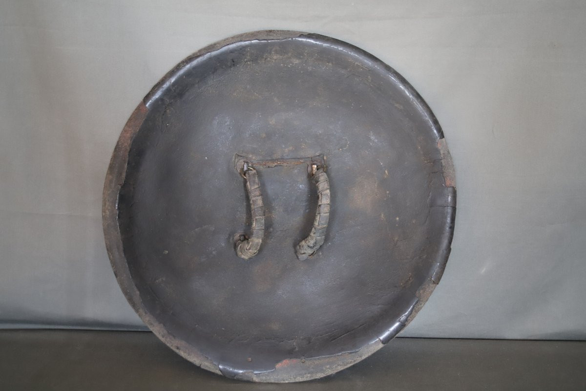 A Large Indo-persian Shield Called Dhal - North India Or Himalayan Regions, 19th Century-photo-5