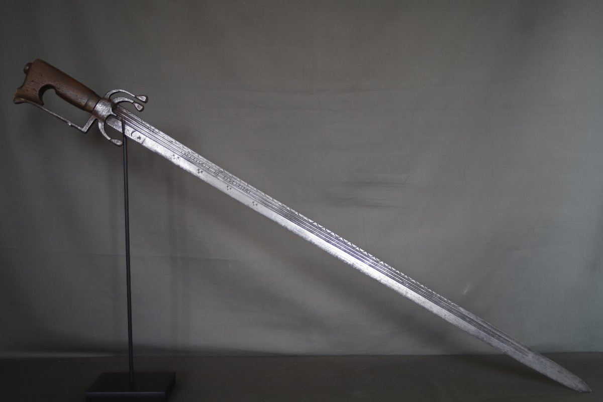 Sabre nimcha Marocain à forte lame Européenne - Maroc, 17ème siècle -photo-2
