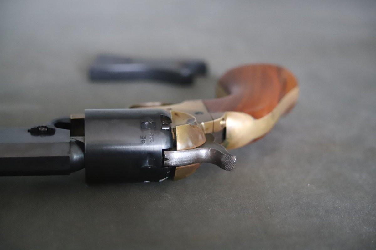 Black Powder Revolver, Colt Navy Model 1851 - Pietta Coltman Brand, .36 Caliber-photo-7