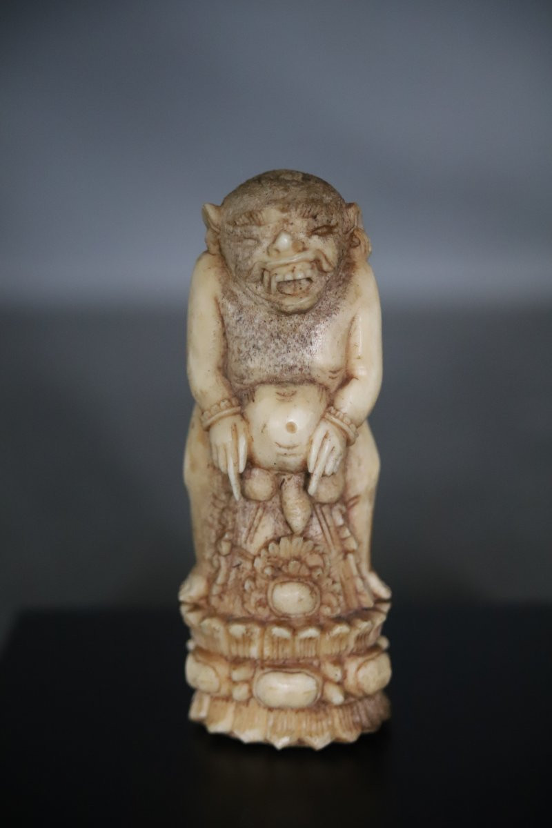 Carved Bone Kris (dagger) Handle Depicting A Demon - Indonesia, 19th Century-photo-2