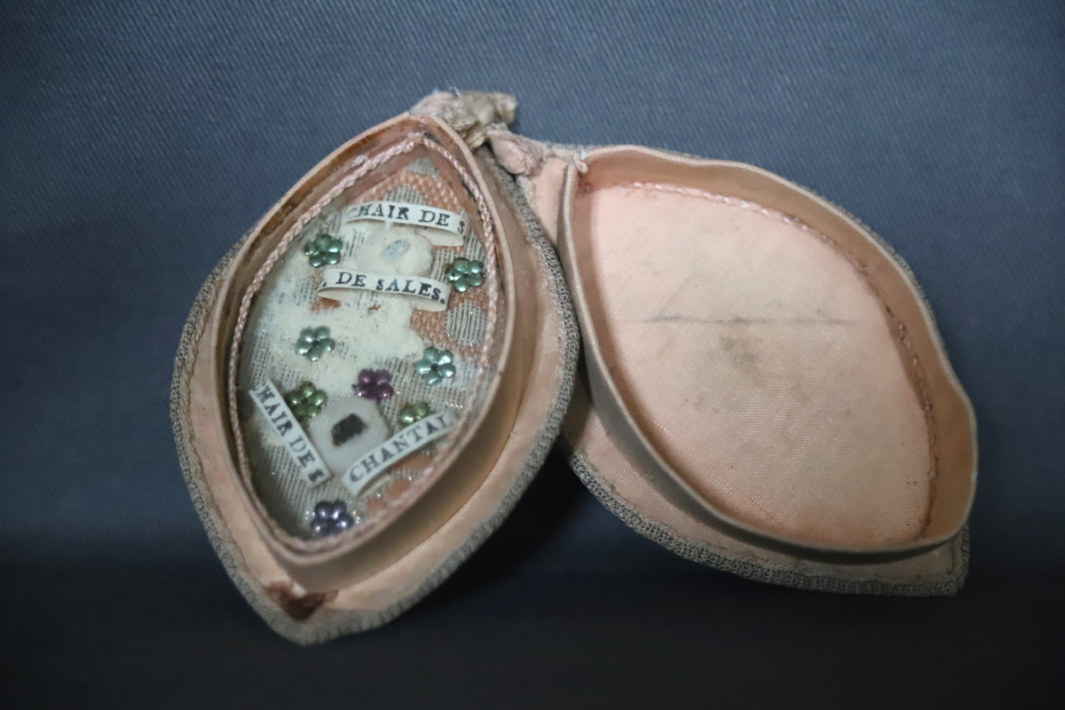 Small Reliquary Of The Flesh Of Saint Sales And Saint Chantal - France, 18th-19th Century