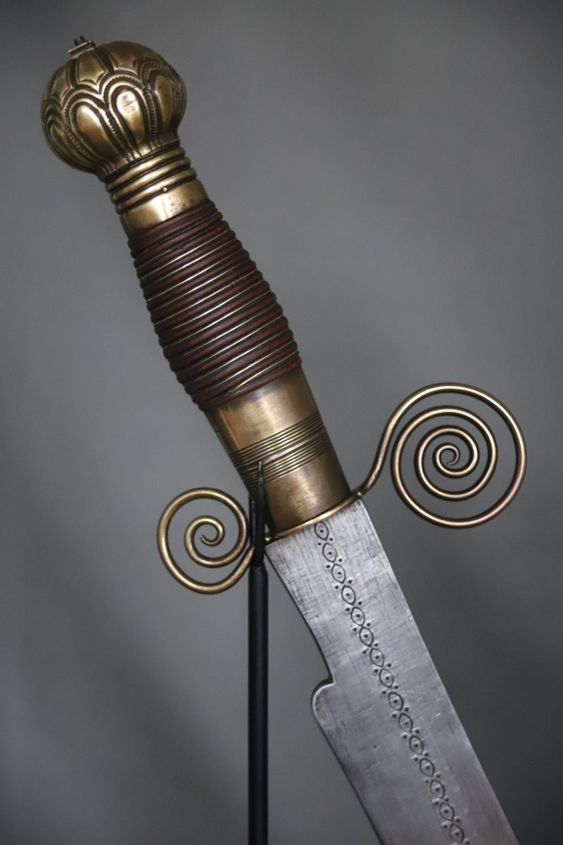 Sabre de prestige dit Hwi - Bénin, culture Fon, 2nde moitié 19ème début 20ème siècle-photo-4