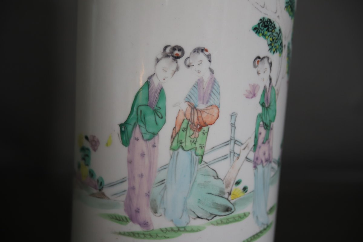 Chinese Porcelain Scroll Vase - China, Circa 1900-photo-1