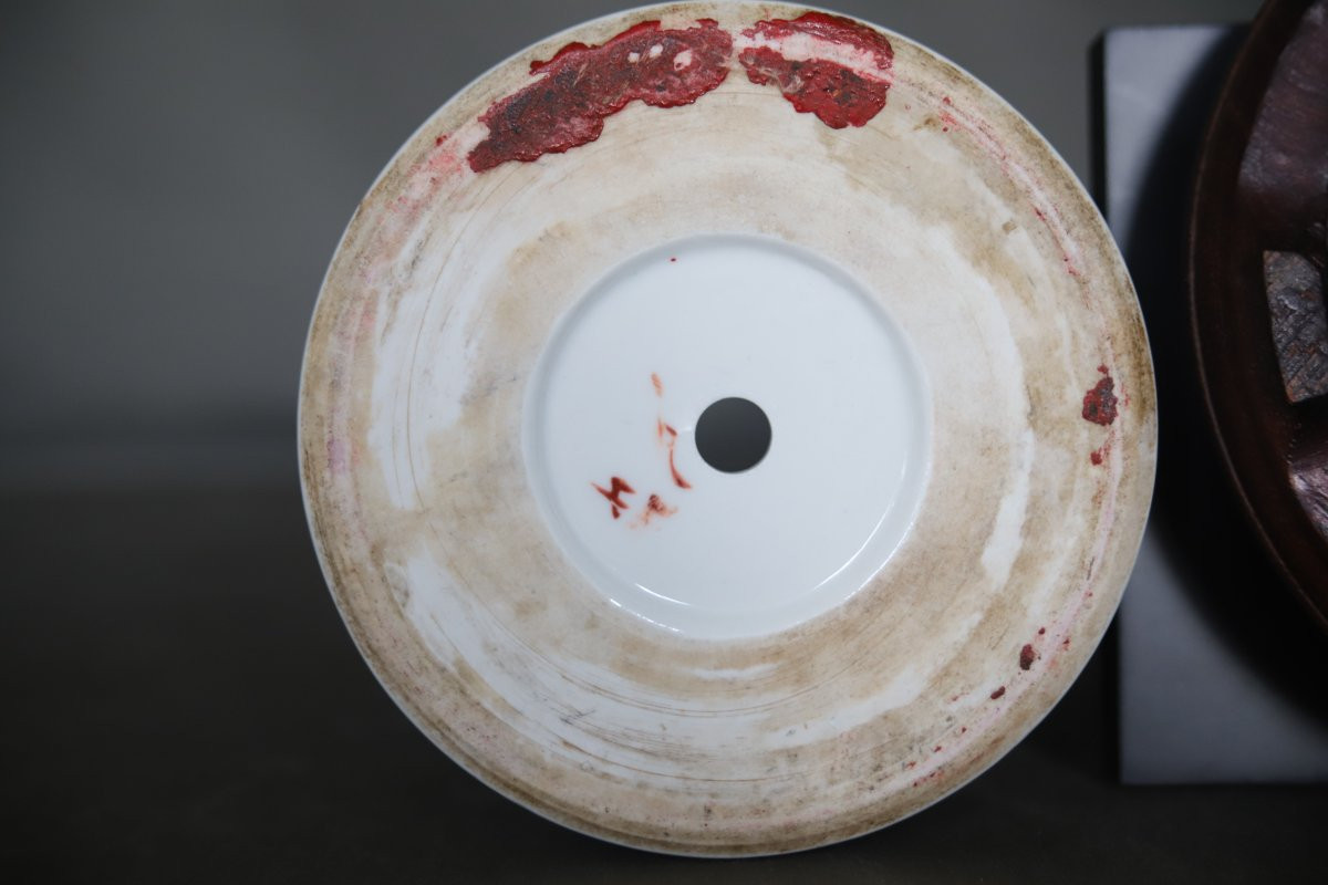 Chinese Porcelain Scroll Vase - China, Circa 1900-photo-7