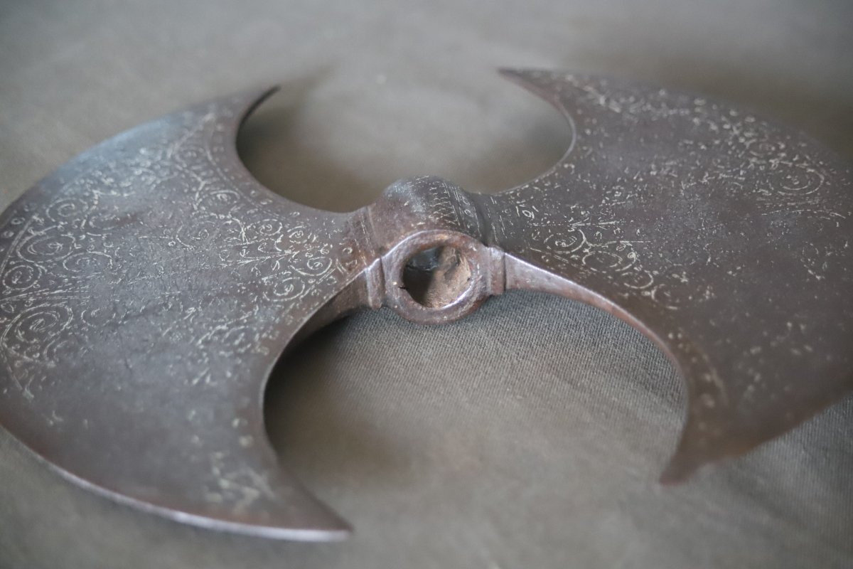 Persian Double-bladed Axe Head - Qajar Iran, 19th Century-photo-4
