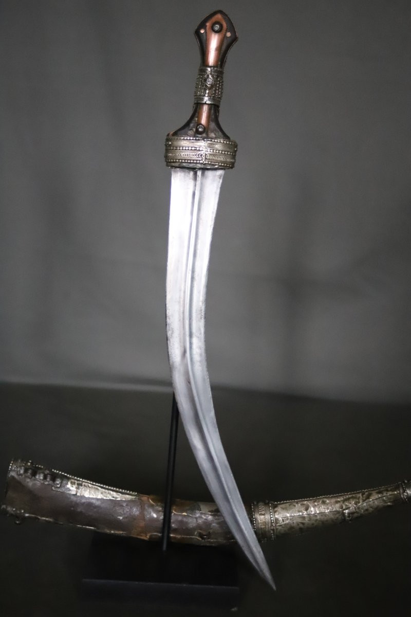 Une dague jambiya Arabe - Péninsule Arabique, Arabie Saoudite ou Yemen,19ème début 20ème siècle-photo-4