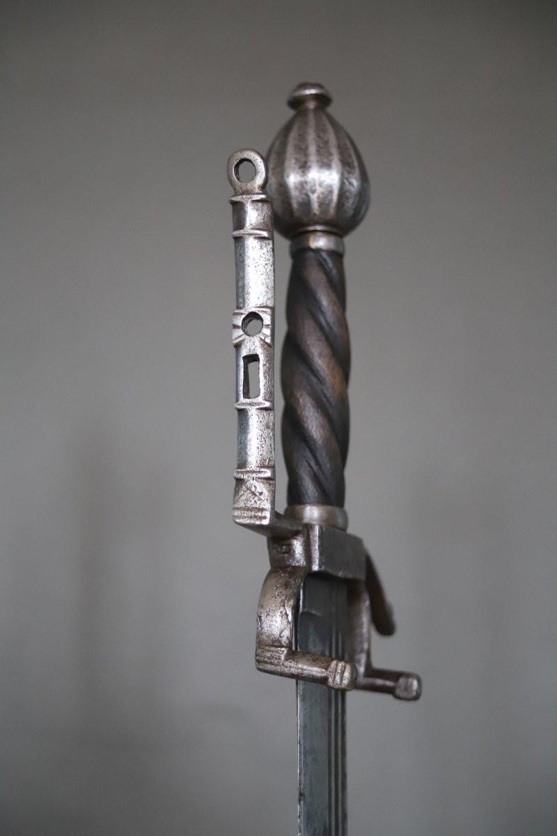 Rapier/nimcha Sword - Late 16th/early 17th Century-photo-1