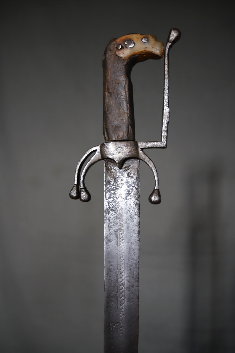 Sabre nimcha Marocain à lame Nasride - Maroc, 17ème-18ème siècle et lame antérieure