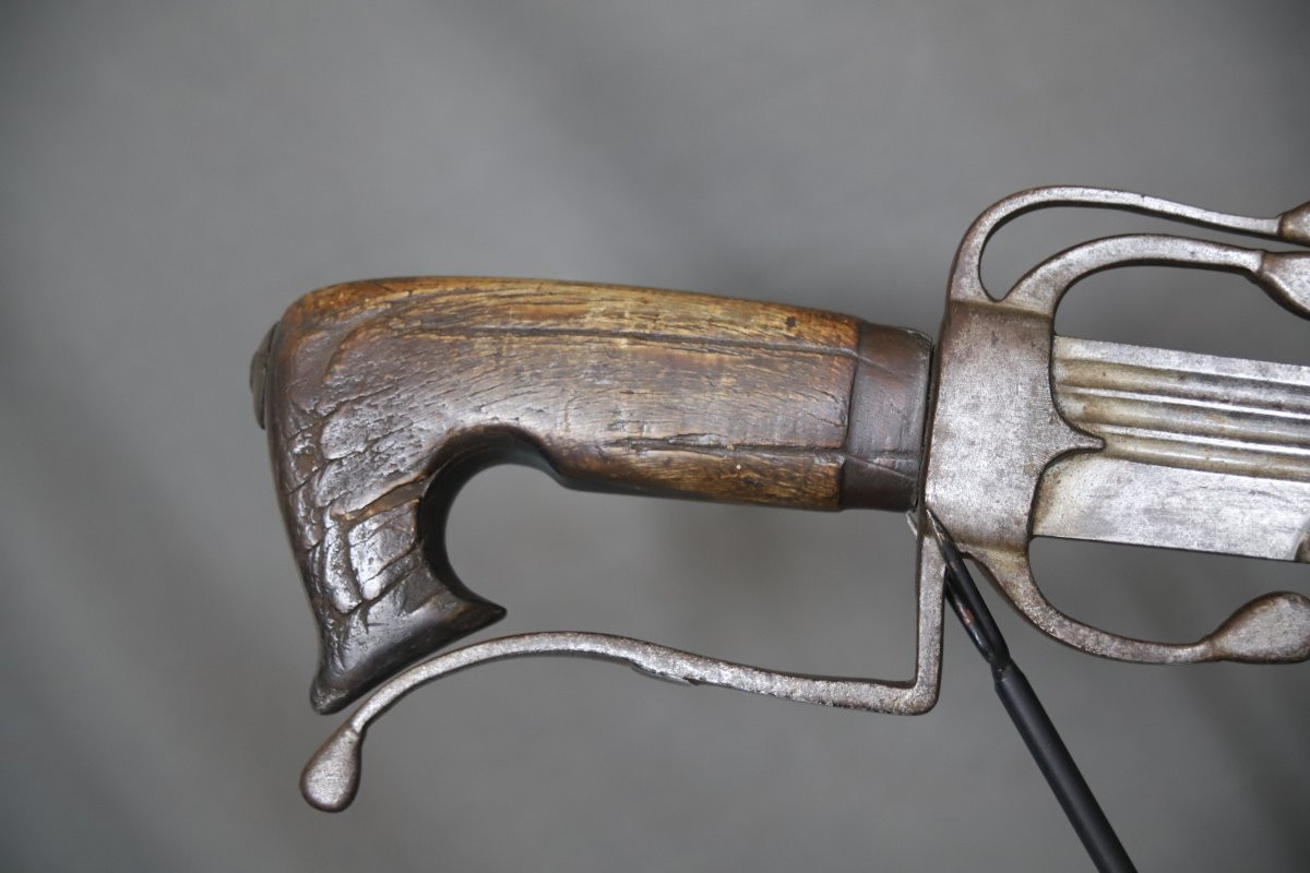 Moroccan Nimcha Sword - Morocco, 17th Century-photo-1