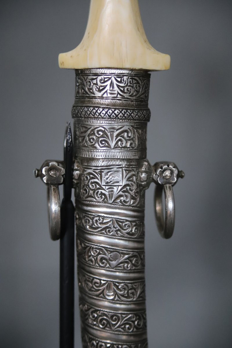 Dague Marocaine dite koumya, en argent et ivoire - Maroc, début 20ème siècle-photo-3