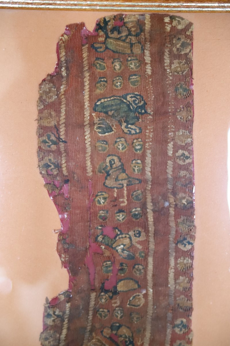 Fragment de tissu Copte - Egypte, période Byzantine, 4ème-7ème siècle après Jésus Christ-photo-4