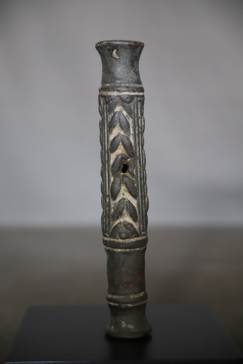 Tête de masse d'arme en cuivre - Luristan, 2nd millénaire avant J.C.-photo-1