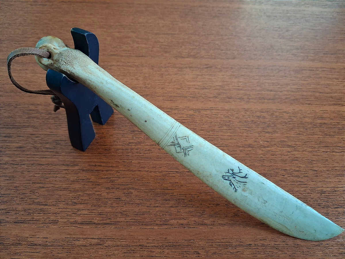 Traditional Sami Bone Knife - Scandinavia, 1st Half 20th Century Or Earlier