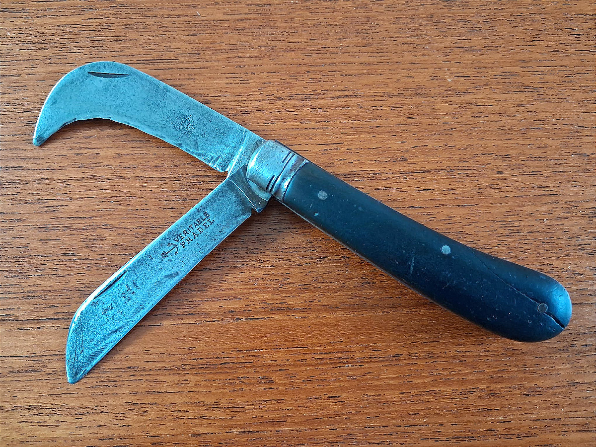 Folding Knife, Two Blades, Genuine Pradel - France, Early 20th Century