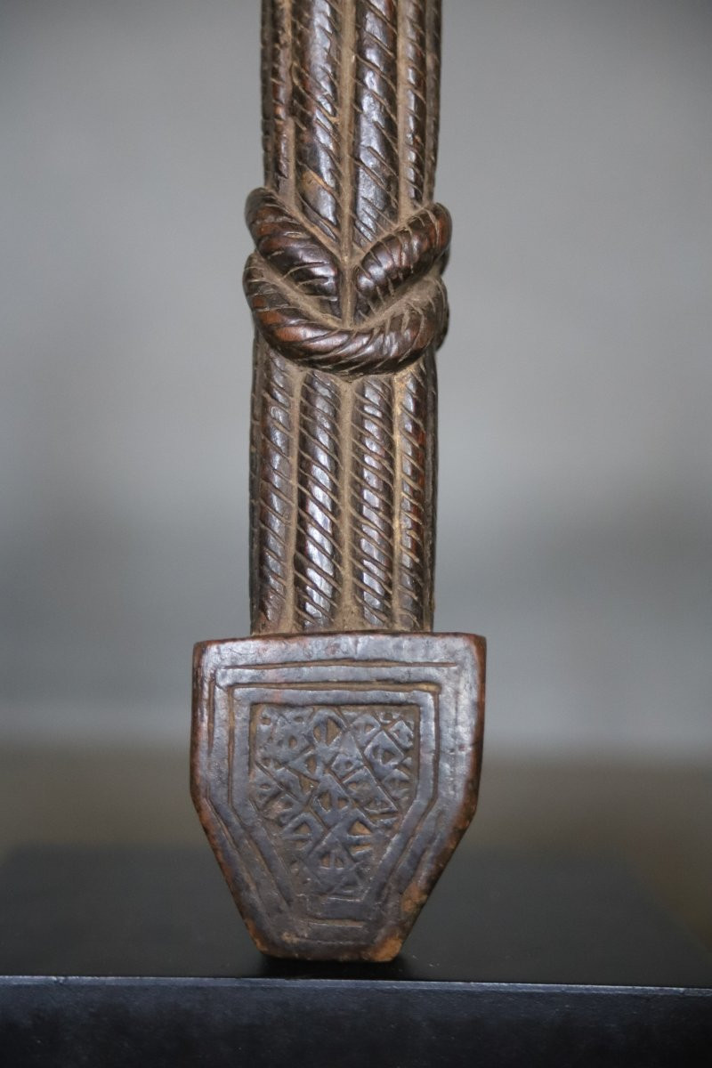A Carved Wooden Churn Guide - Himalayan Regions, Probably Nepal-photo-3
