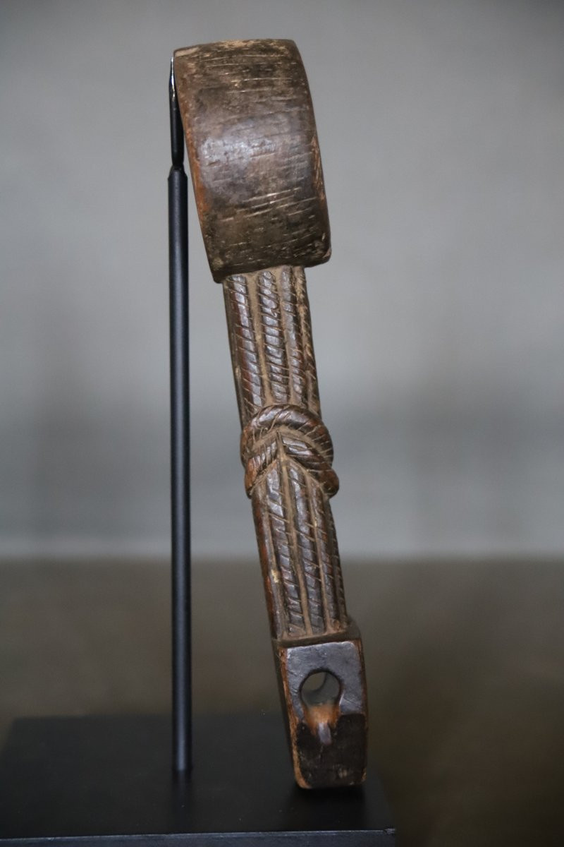 A Carved Wooden Churn Guide - Himalayan Regions, Probably Nepal-photo-2