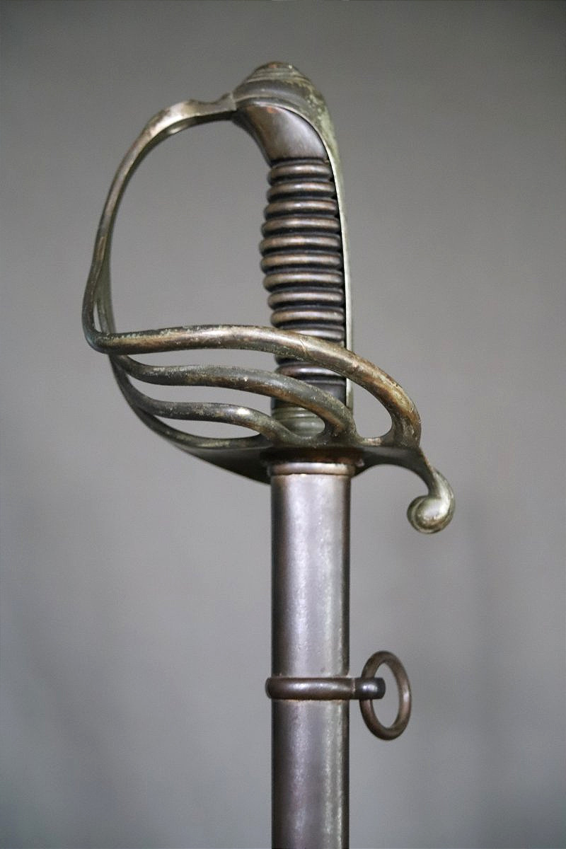 Sabre Français d'officier d'infanterie modèle 1882 - France, daté 1903