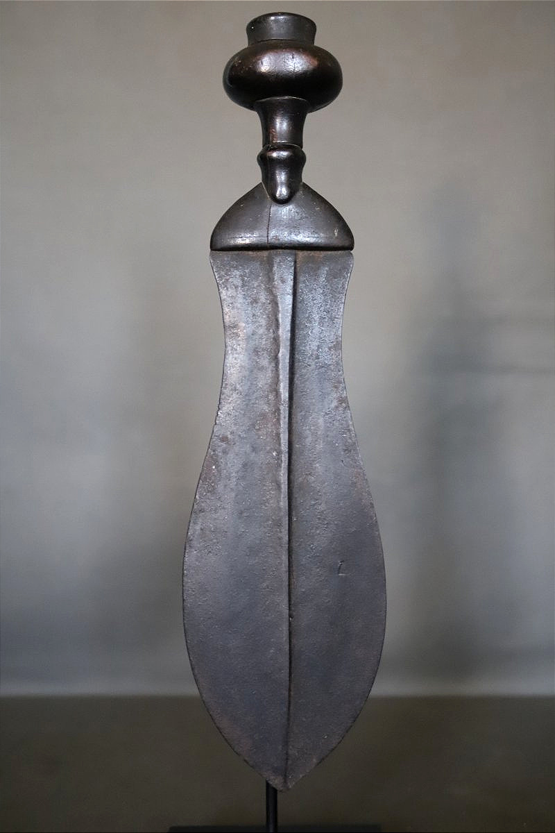 Short Sword Known As An 