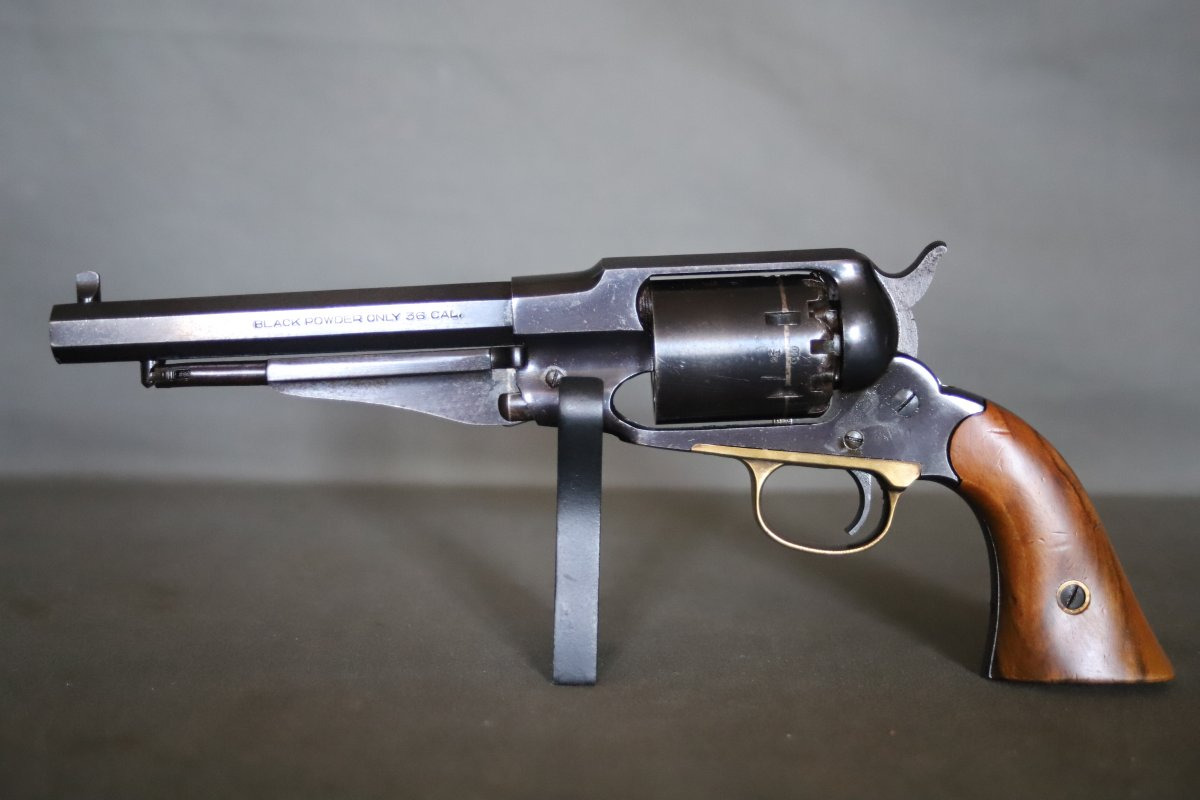 Revolver à poudre noire modèle remington 1858 calibre 36 - Italie, marque Coltman
