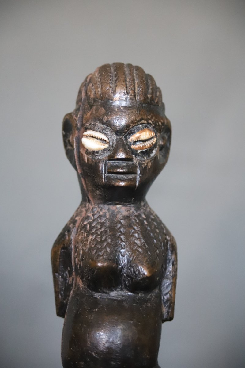 Striking African Statuette—africa, Nigeria?-photo-2