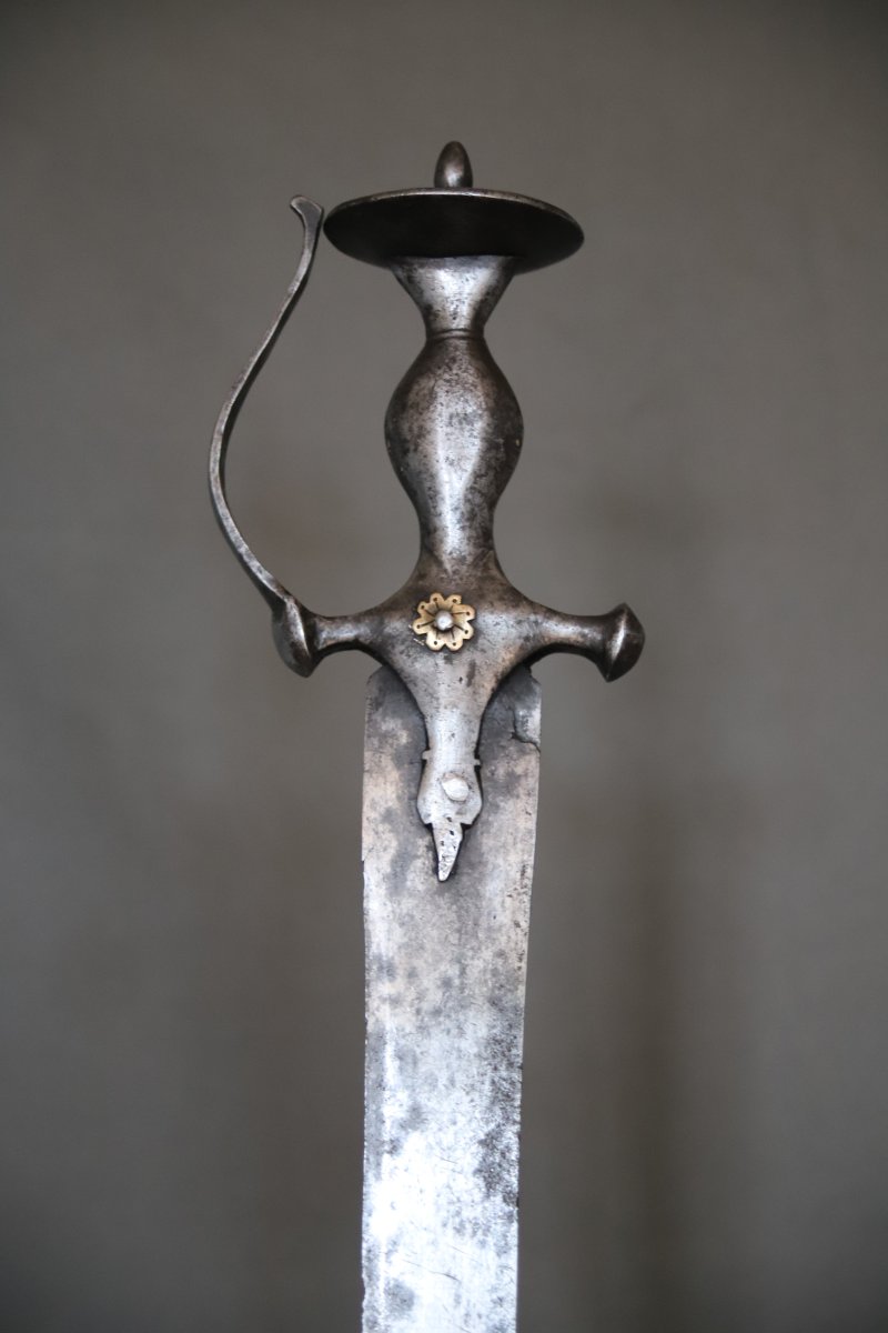 Un sabre Indien dit talwar - Inde, 18-19ème siècle-photo-3