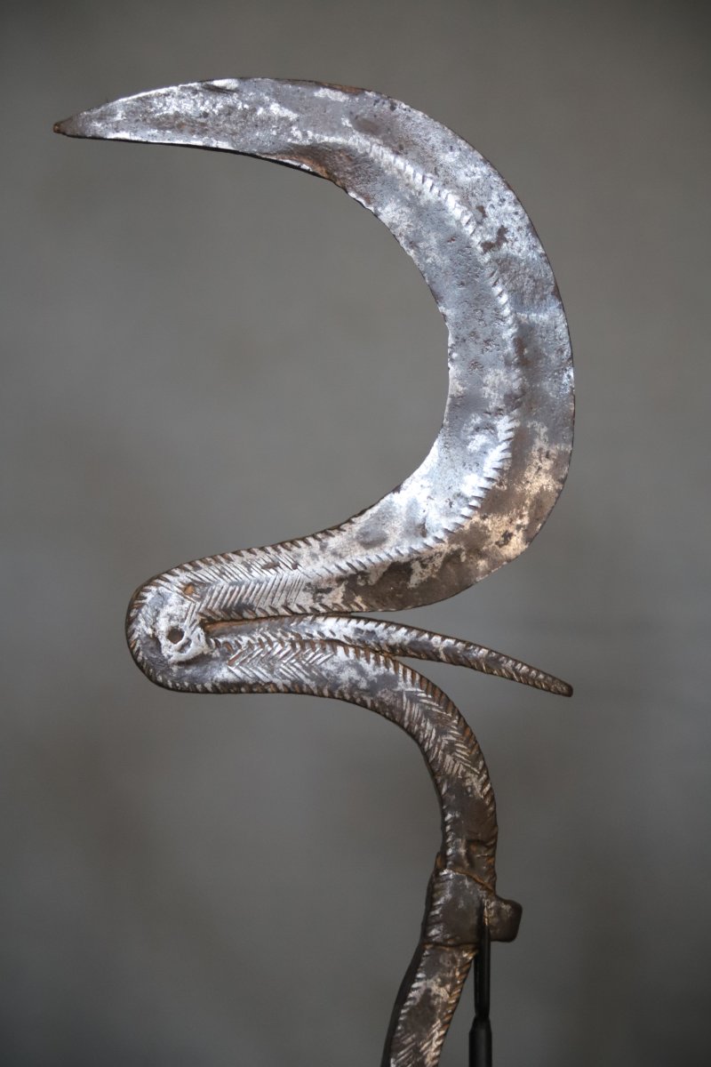 Couteau  de jet et de prestige dit Sengésé - Cameroun, Nigeria, 1ère moitié 20è siècle-photo-1