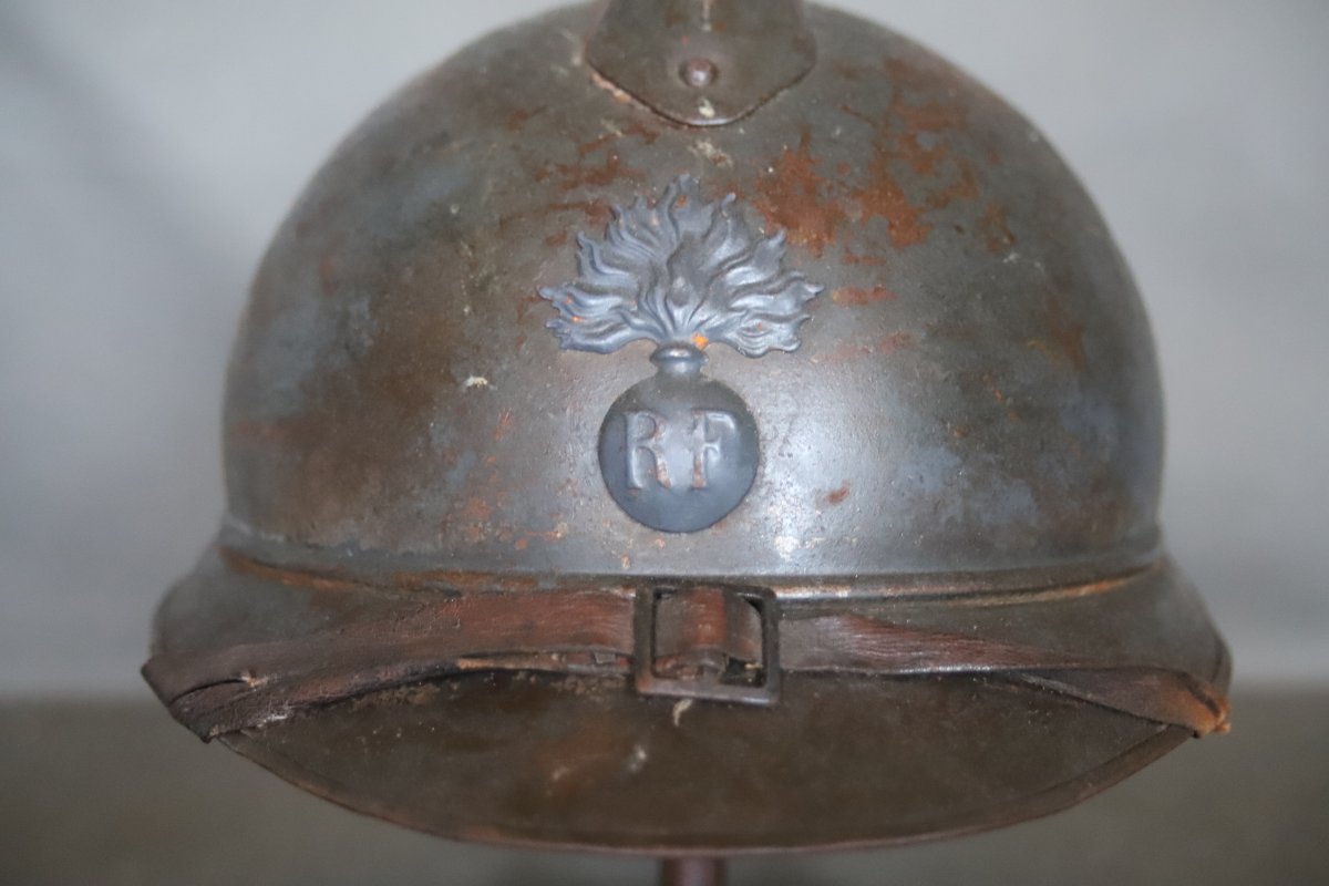 French Adrian Model 1915 Infantry Helmet - France, World War I-photo-2