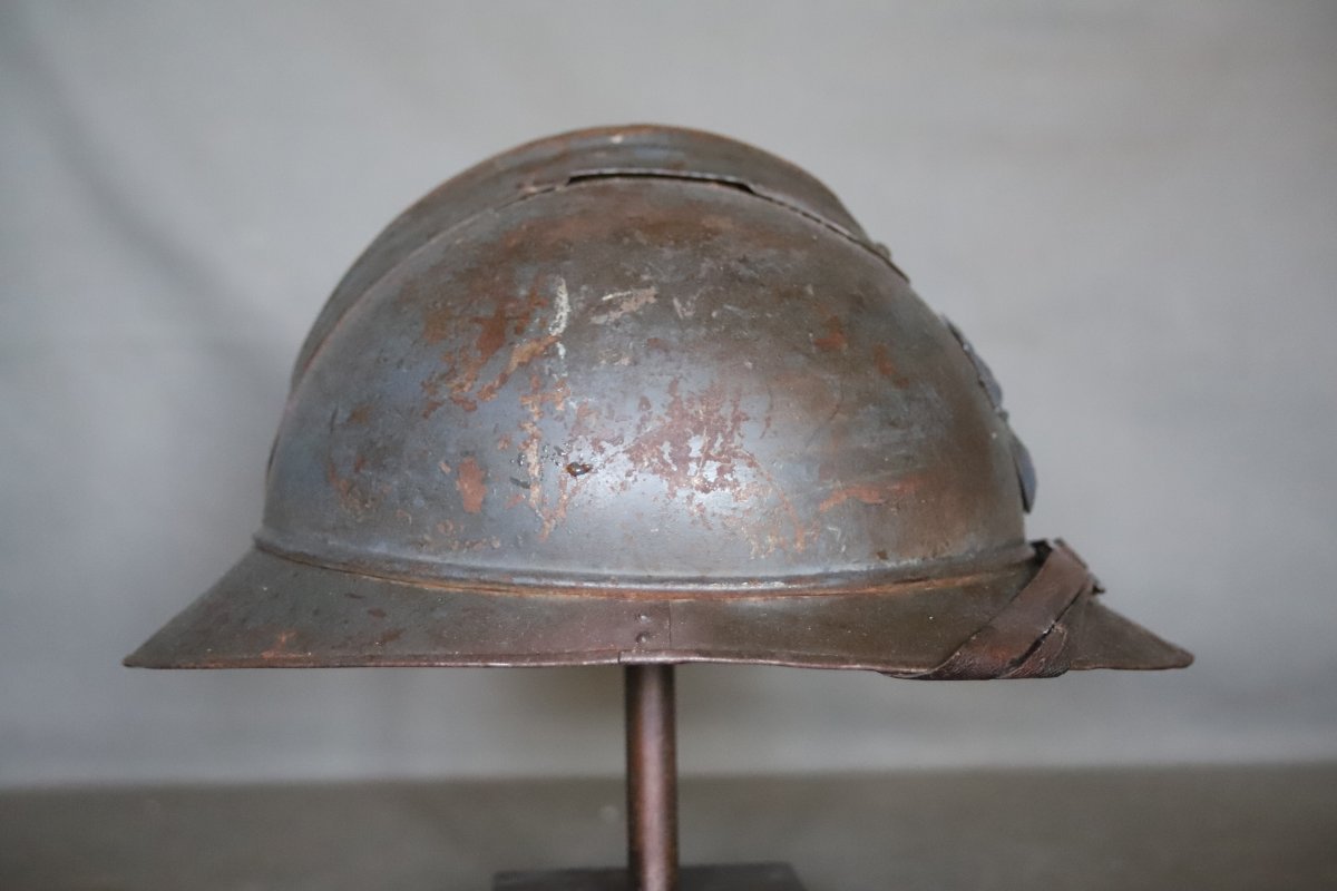 French Adrian Model 1915 Infantry Helmet - France, World War I-photo-3