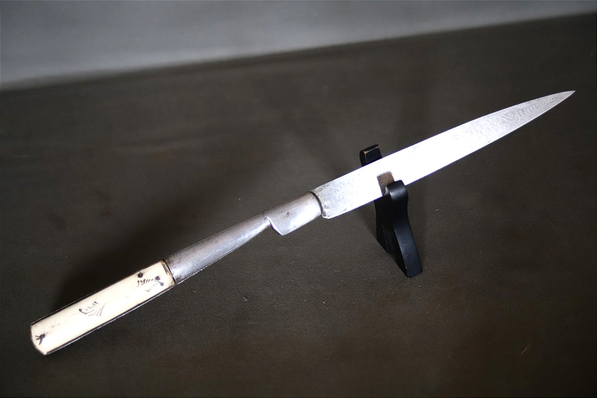 Large Folding Knife, Corsican "vendetta" Style - France, Thiers, Early 20th Century