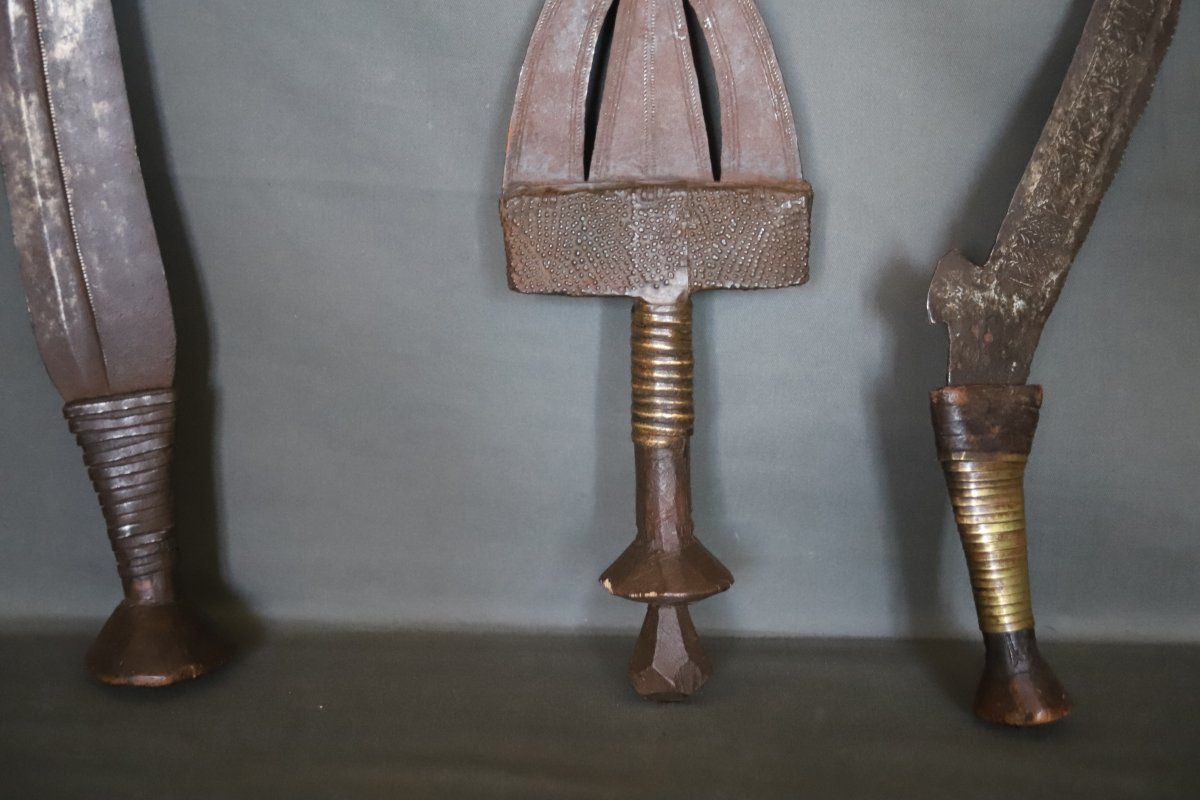Three African Bladed Weapons—congo (drc), First Half Of The 20th Century-photo-4