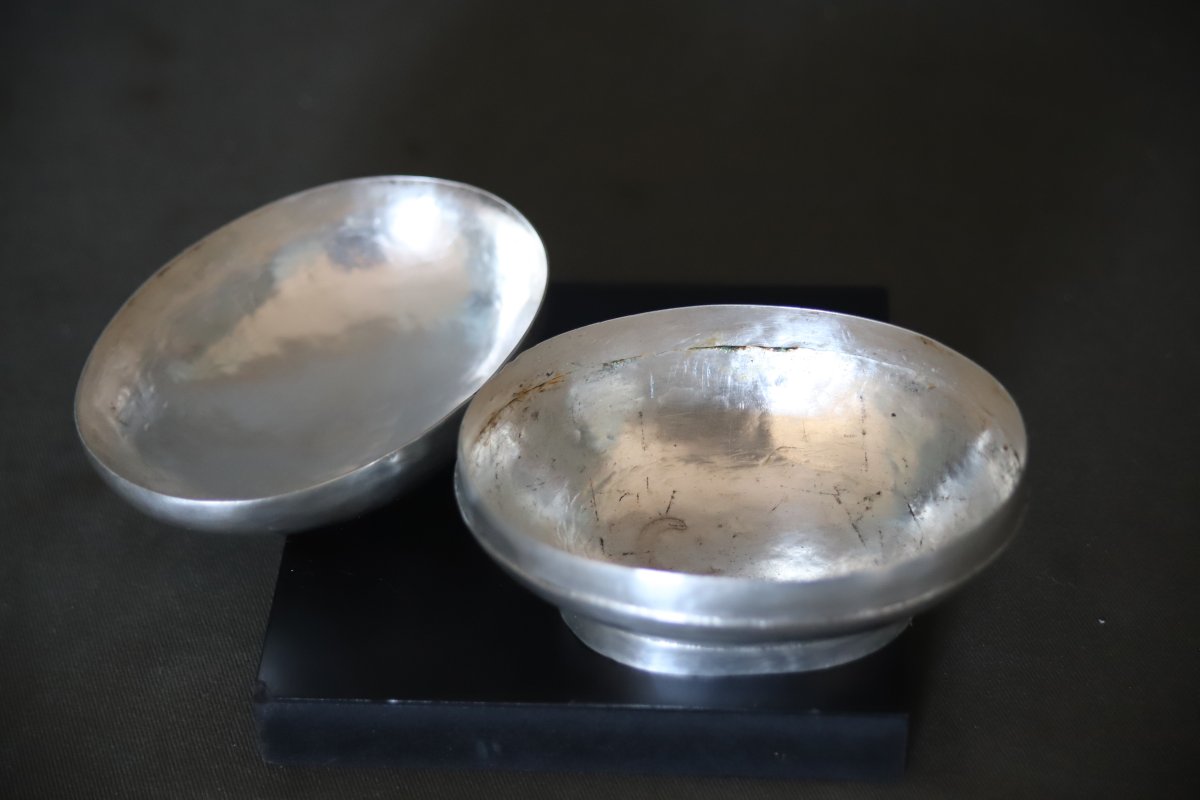 Boîte de forme ovale en argent non Européen  - Probablement Levant, Fin 19ème début 20ème-photo-1