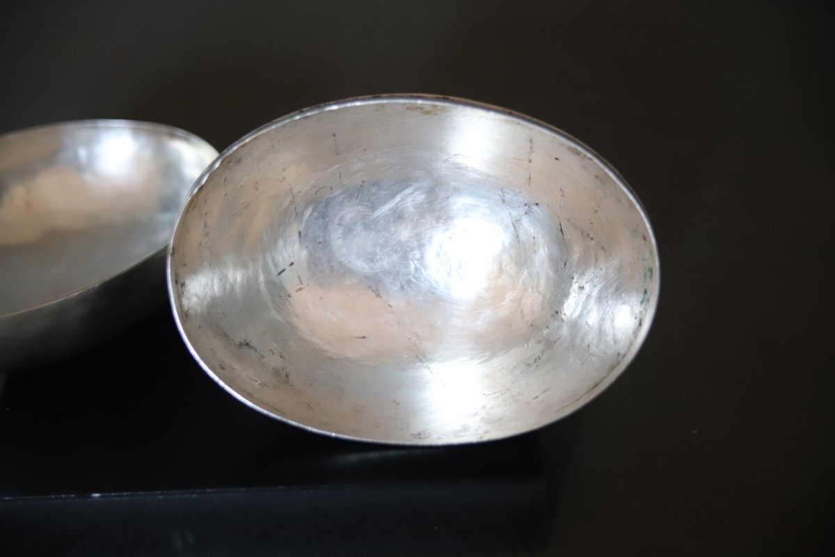 Boîte de forme ovale en argent non Européen  - Probablement Levant, Fin 19ème début 20ème-photo-2