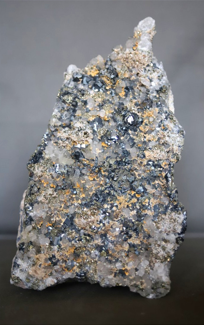 Mineralogy: Minerals, Mineral, Quartz, Pyrite, Hematite - Bulgaria, 4.145 Kg