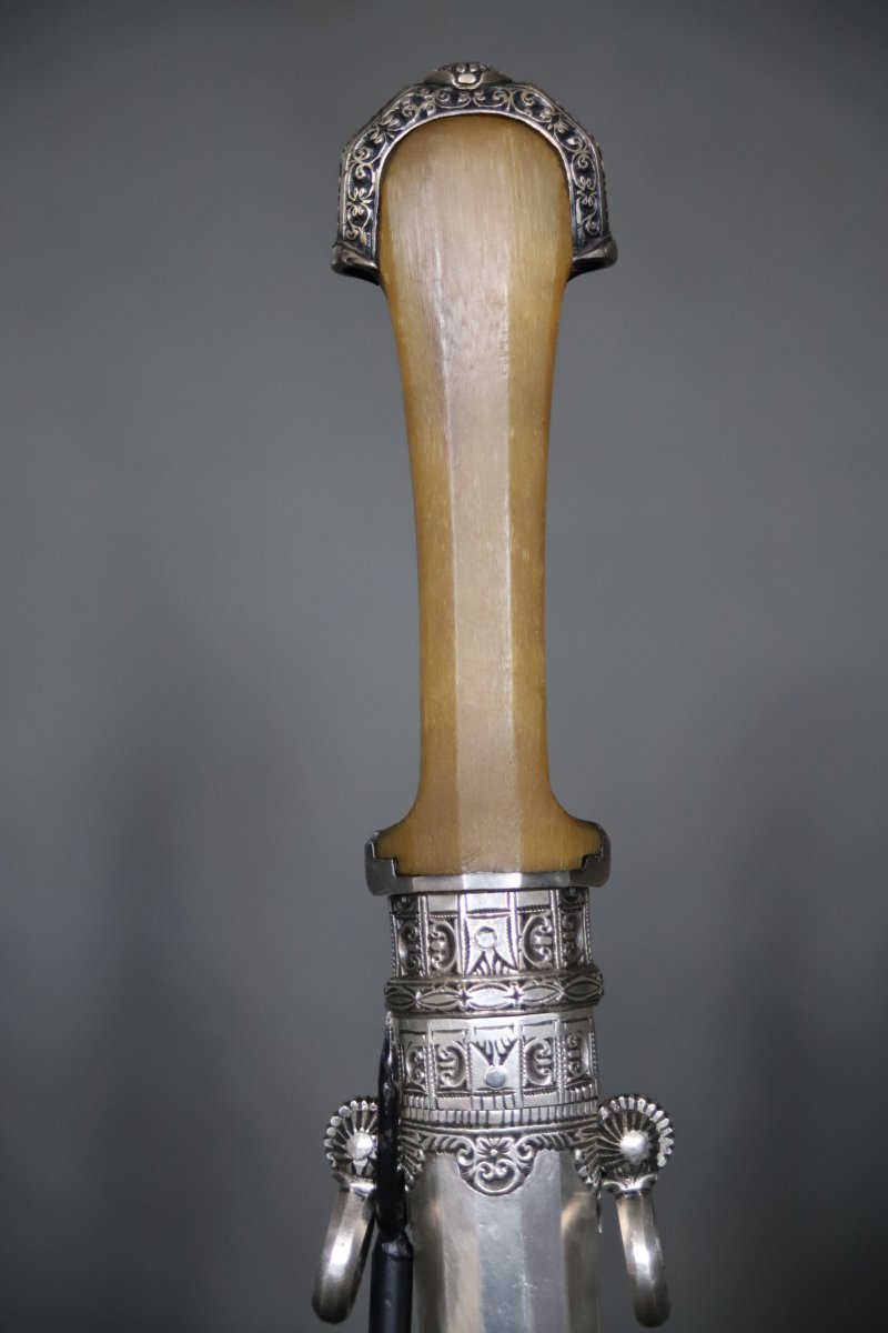  Moroccan Dagger Known As A "koumya," Silver And Horn - Morocco, Late 19th To Early 20th-photo-2