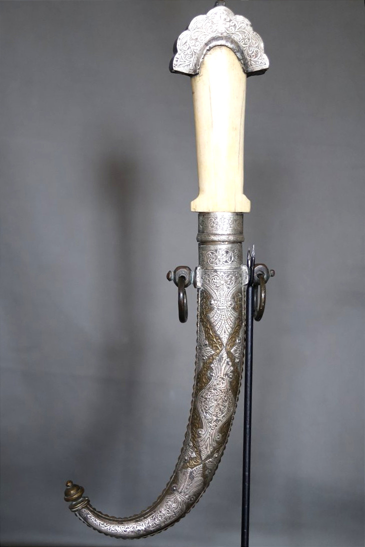  Moroccan Dagger Known As A "koumya" - Morocco, Late 19th To Early 20th Century