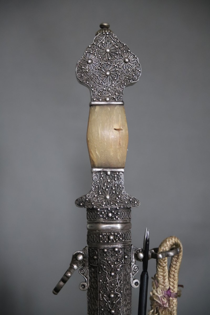 Moroccan Dagger Known As A "koumya," Silver And Light-colored Horn - Morocco, Late 19th To Early 20th Century-photo-2