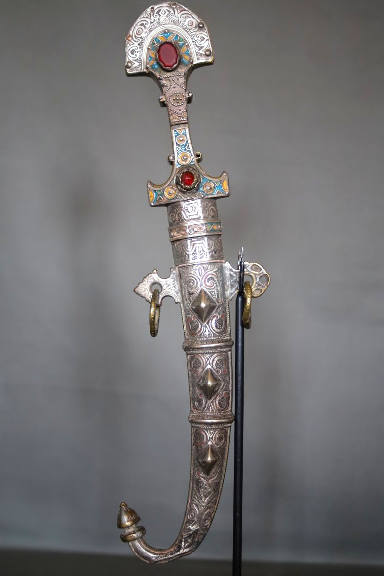 Moroccan Dagger Known As A "koumya" - Southern Morocco, 19th Century 