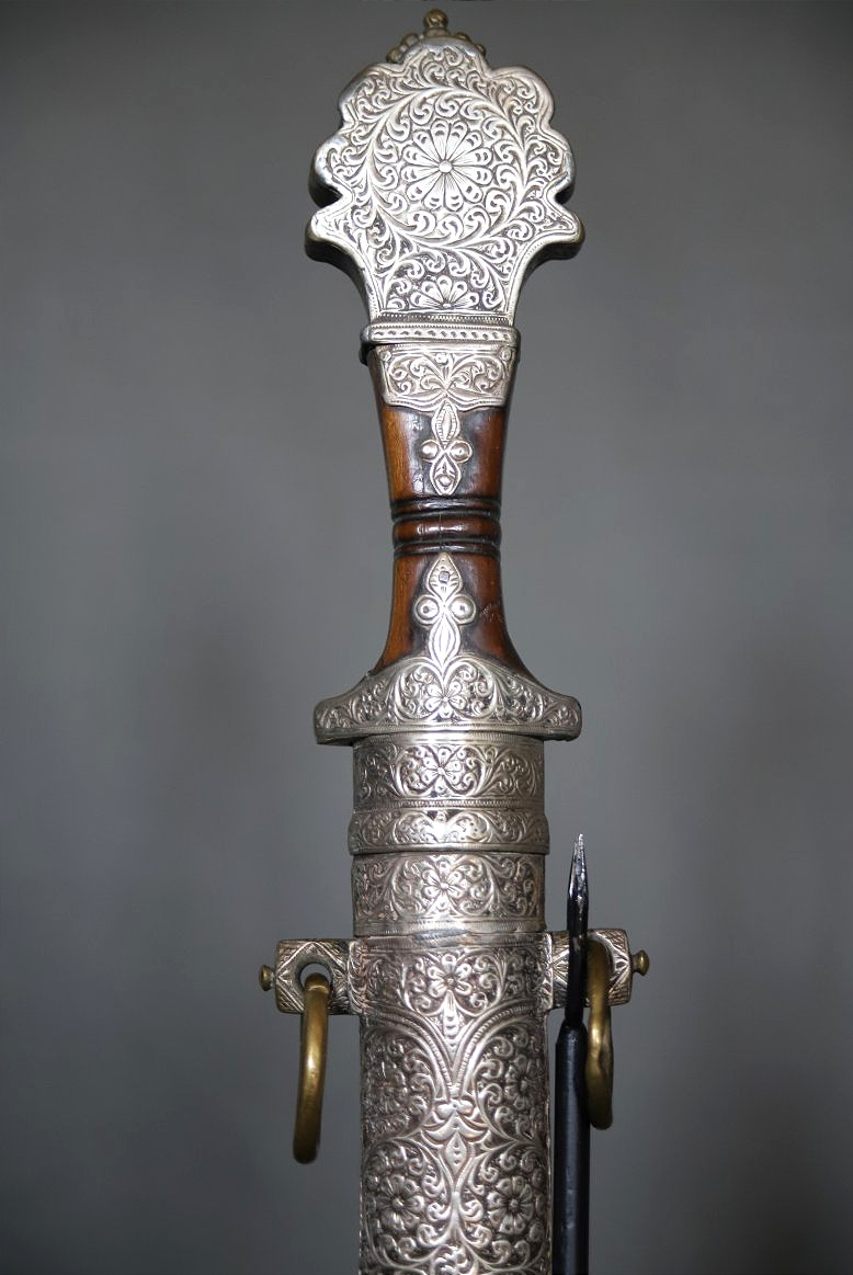 Moroccan Dagger Known As A "koumya" - Morocco, 19th To Early 20th Century