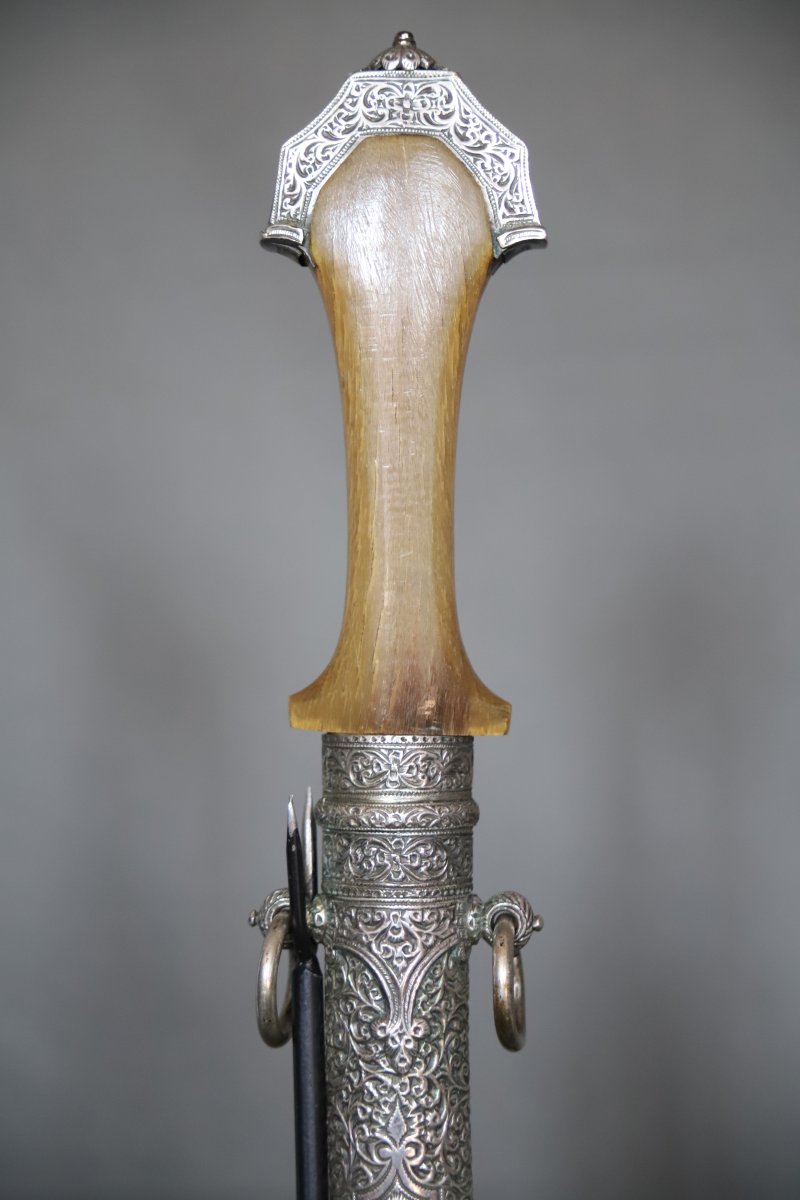 Moroccan Dagger Known As A "koumya," Silver, Gold, And Light-colored Horn - Morocco, Late 19th To Early 20th Century-photo-3