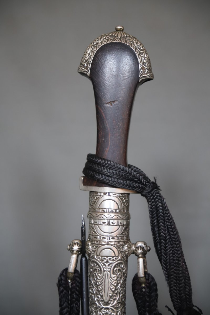 Moroccan Dagger Known As A "koumya," Silver, Gold, And Wood - Morocco, Late 19th To Early 20th Century-photo-3