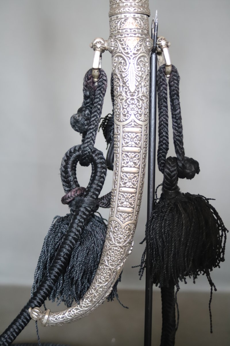 Moroccan Dagger Known As A "koumya," Silver, Gold, And Wood - Morocco, Late 19th To Early 20th Century-photo-4
