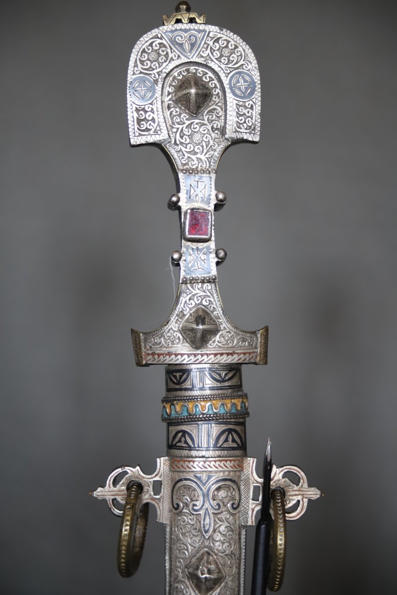 Moroccan Koumya Dagger Made Of Nielloed And Enameled Silver—southern Morocco, 19th Century-photo-1