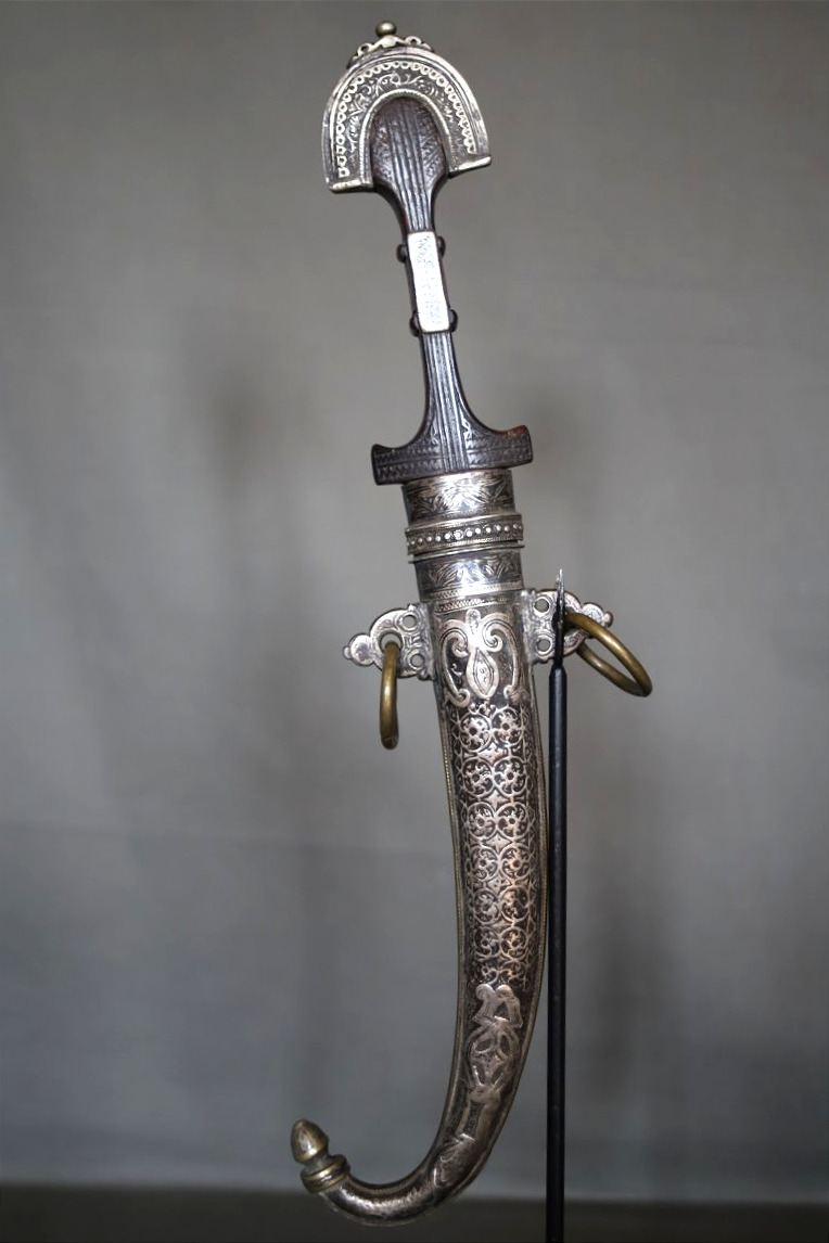 Moroccan Dagger Known As A Koumya —morocco, 19th Century