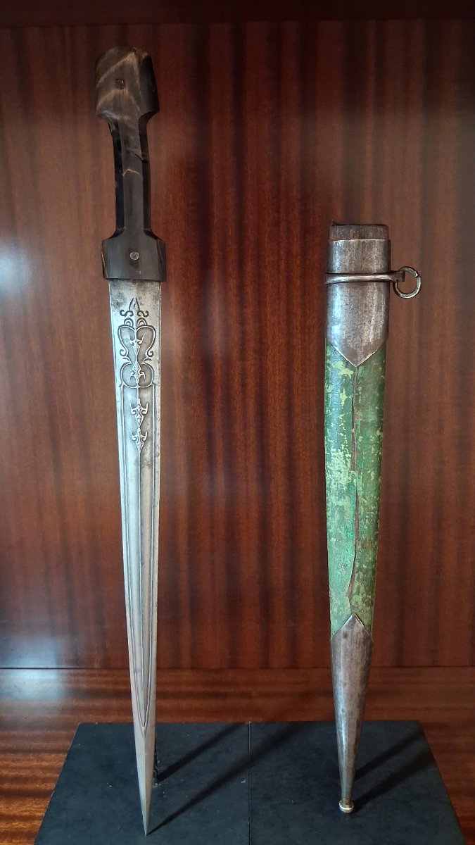 Long Kindjal Style Dagger (kinjal) — Persian Or Ottoman Empire, 19th Century-photo-2