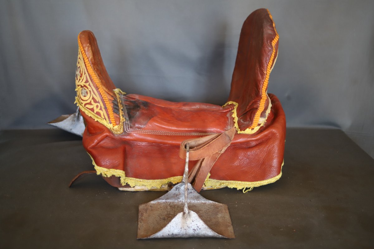 Moroccan Riding Saddle And Other Tack - Morocco, 20th Century-photo-3